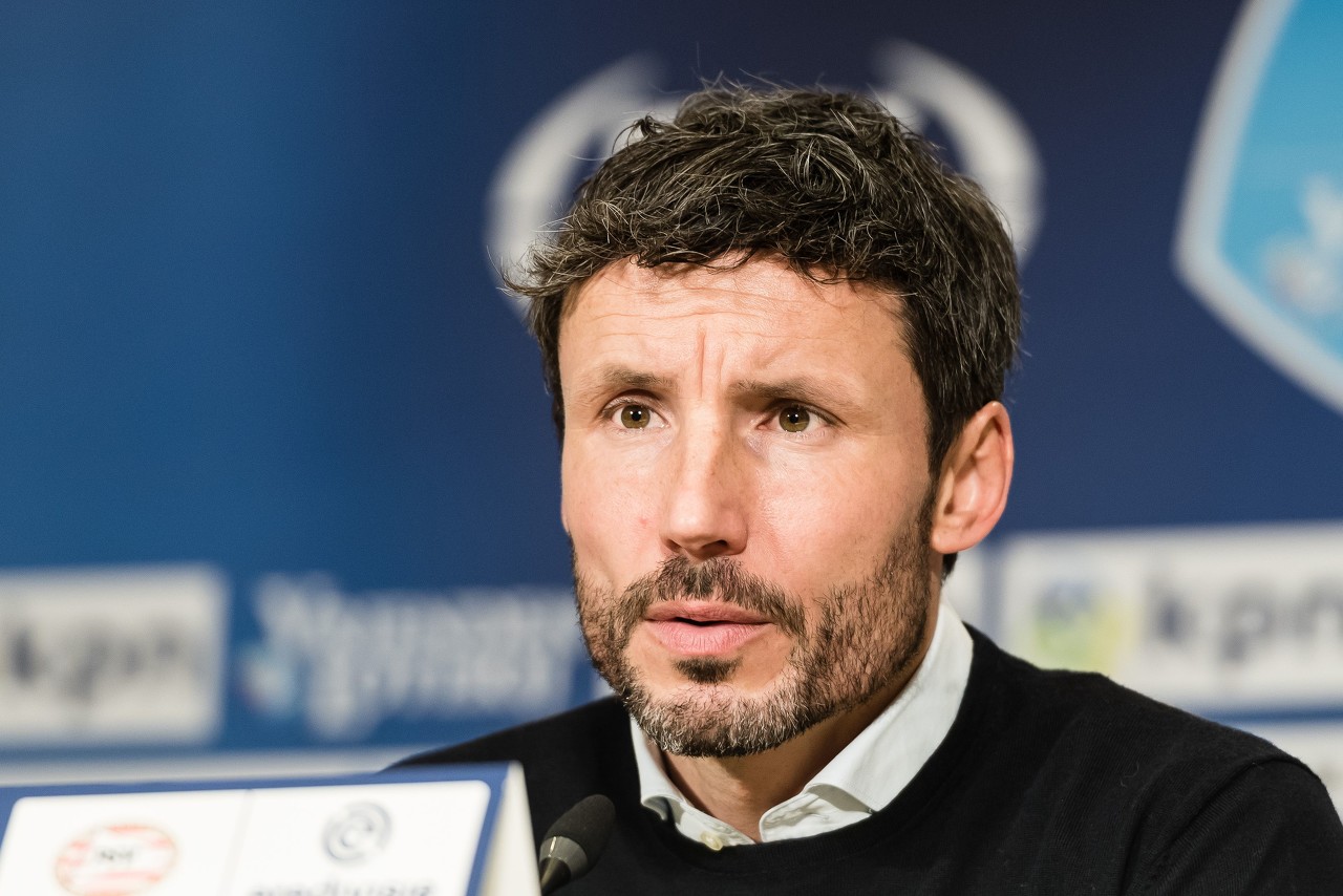 小赫内斯在 小赫内斯在